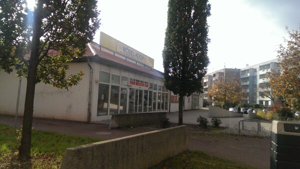 Verkaufsfläche / Kaufhalle in Top-Lage zu vermieten